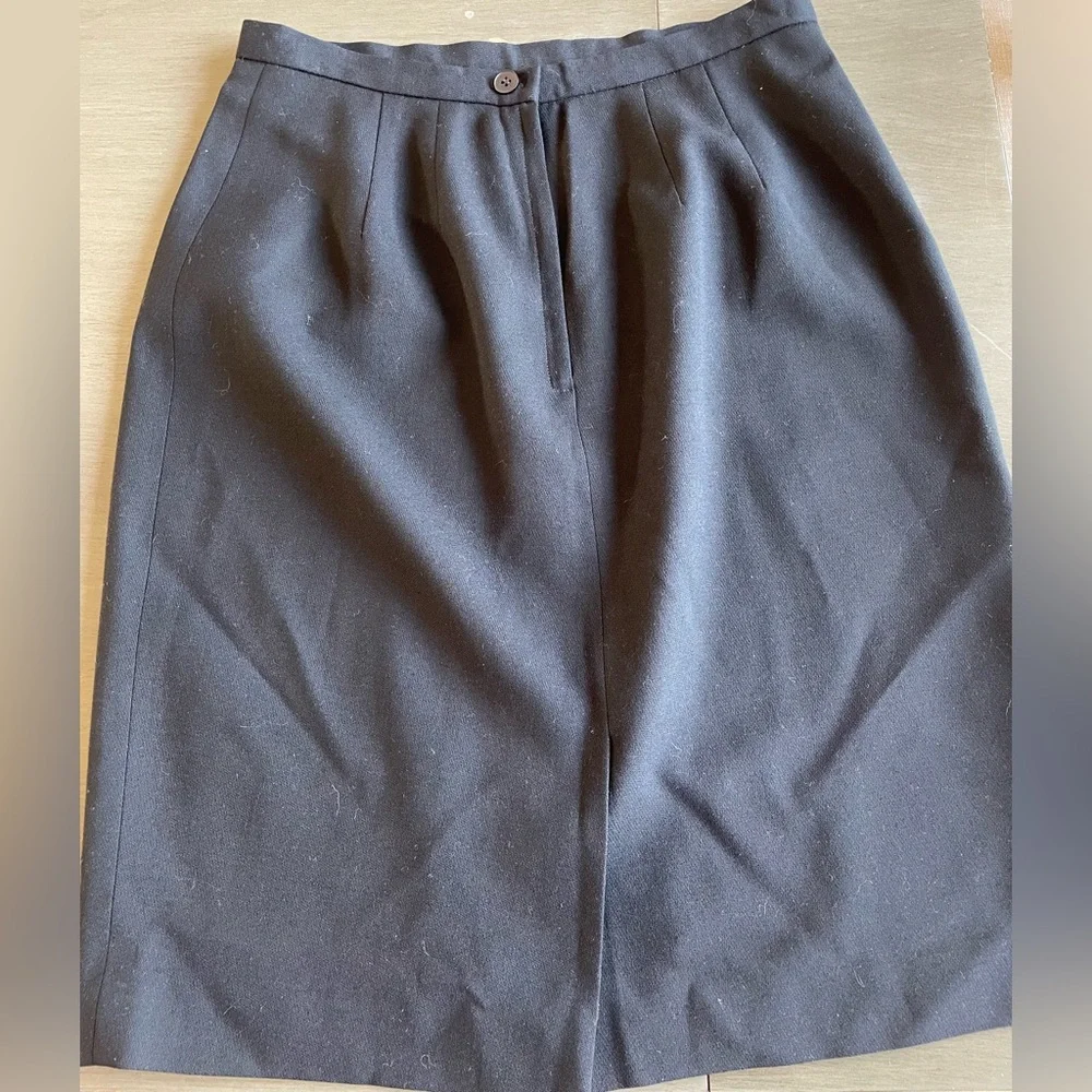 Talbots Timeless Black 100% Worsted Wool Pencil Skirt Lined Size 10